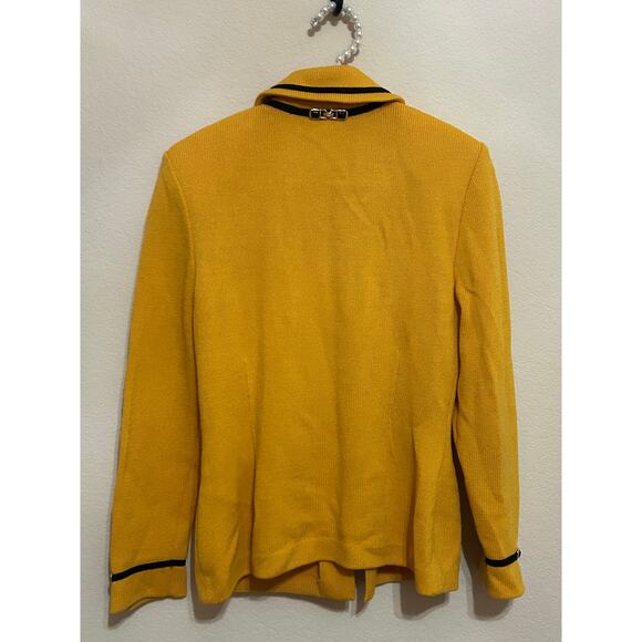 St.John Collection Women's Size 2 Yellow Jacket Santana Knit Blazer TINY FLAW - Picture 12 of 12
